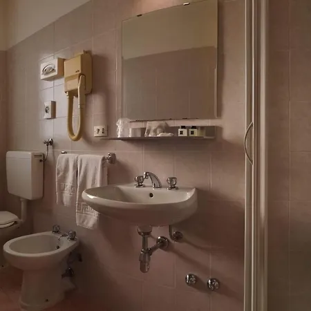 Viamare Hotel Отель